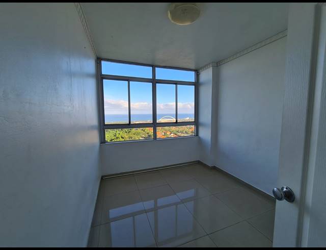2 BEDROOM FLAT RENTED IN MORNINGSIDE